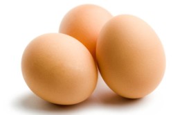 Яйцо, сваренное вкрутую, при расстройстве кишечника