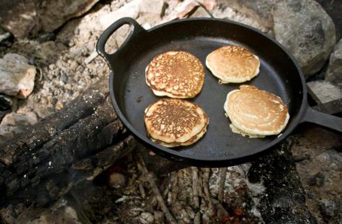 16 простых завтраков для походов в лес и горы