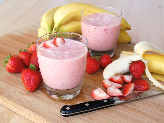tsri-strawberry_banana_smoothie