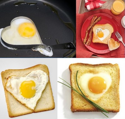 Романтический завтрак на День Святого Валентина - яичница и тосты
