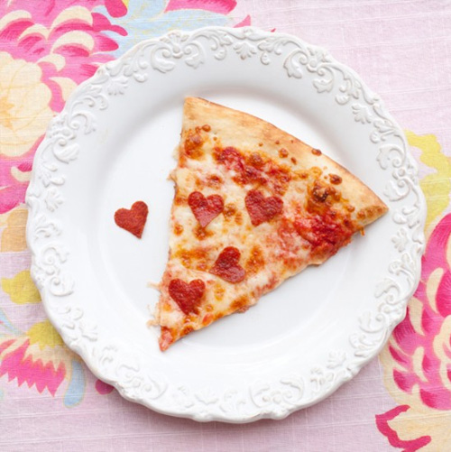 романтическая пицца для романтического завтрака или ужина