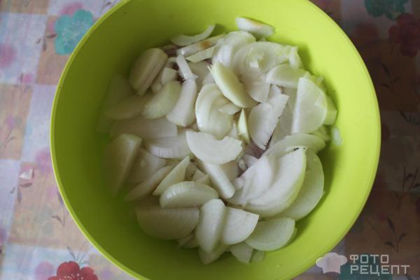 лук нарезанный полукольцами
