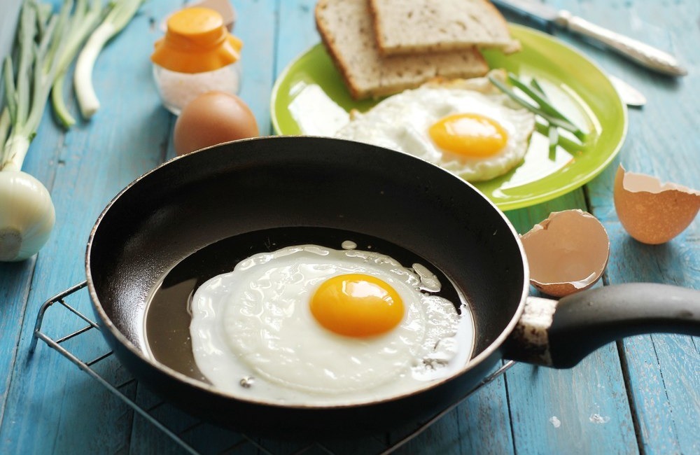 Очень вкусный завтрак с яйцами для простых деревенских жителей 
