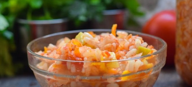 Салат морковный на зиму - рецепт с рисом