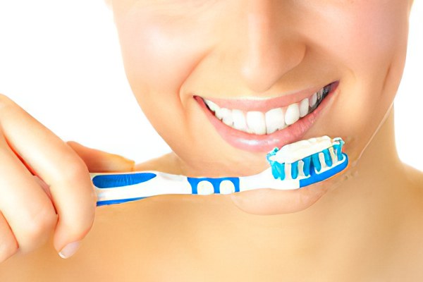 Почему нужно чистить зубы?