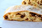 Штрудель с сыром и изюмом