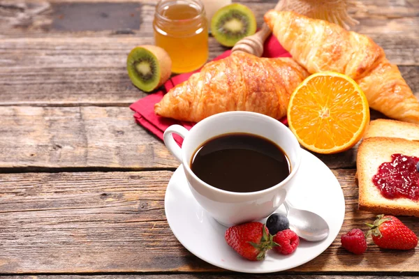 Состав завтрак с кофе — стоковое фото